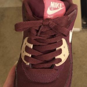 Nike Air Max- women’s 8